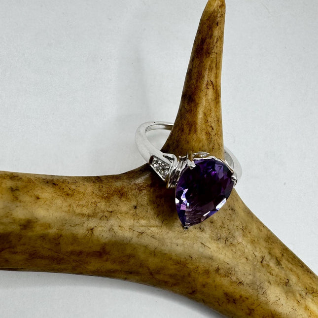 Vintage Purple Amethyst Ring Band 925 Sterling Silver cocktail statement ring