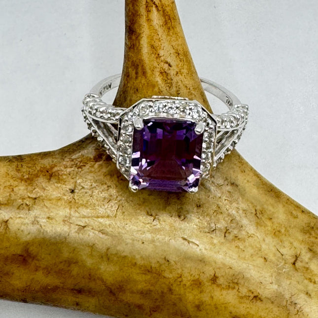 Vintage Purple Amethyst Ring Band 925 Sterling Silver cocktail statement ring
