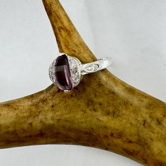 Vintage Purple Amethyst Ring Band 925 Sterling Silver cocktail statement ring