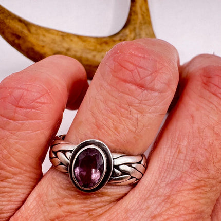 Vintage Purple Amethyst Ring Band 925 Sterling Silver cocktail statement ring