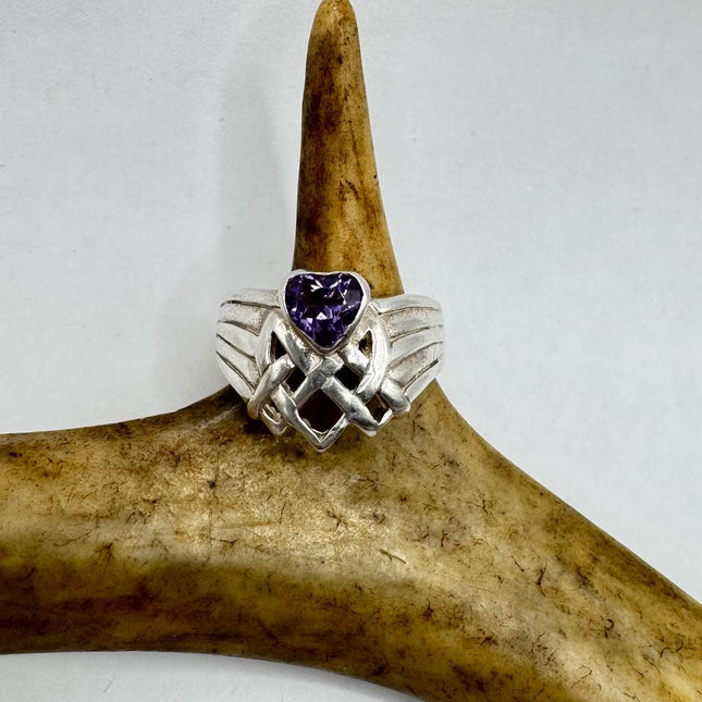 Vintage Purple Amethyst Heart Ring Band 925 Sterling Silver cocktail statement ring