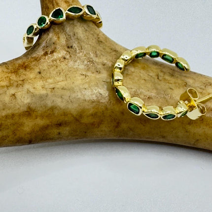 vintage gold Emerald green hoop earrings Minimalist Deco Gold 925 Sterling Silver Hoop Earrings