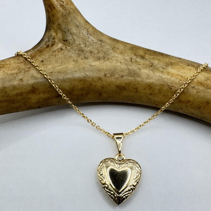Vintage Gold Locket | Tiny Etched Heart Charm 9K GF Gold Chain | Mini Photo Dainty Memory Pendant Necklace