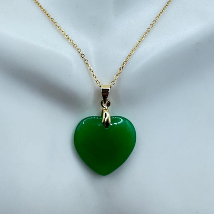 Vintage Green Jade Tiny Heart Shaped Pendant Necklace Minimal simple every day layering Golden 925 Sterling Silver Chain