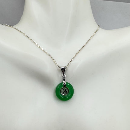 Vintage Green Jade Tiny Heart Shaped Pendant Necklace Minimal simple every day layering 925 Sterling Silver Chain