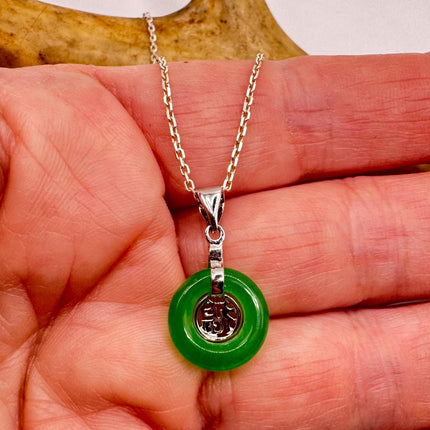 Vintage Green Jade Tiny Heart Shaped Pendant Necklace Minimal simple every day layering 925 Sterling Silver Chain