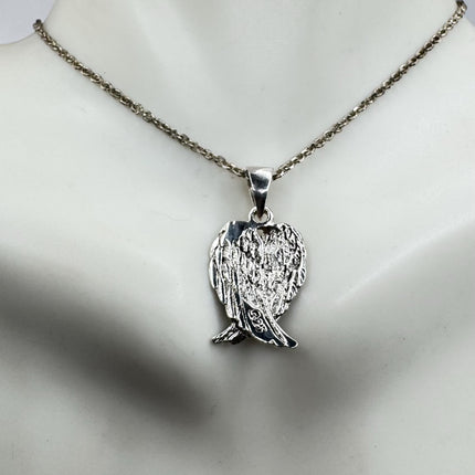 Vintage guardian angel wings Pendant Necklace