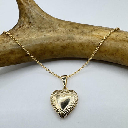 Vintage Gold Locket | Tiny Etched Heart Charm 9K GF Gold Chain | Mini Photo Dainty Memory Pendant Necklace
