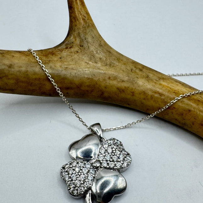 Vintage Pendant Necklace