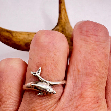 Vintage Silver dolphin Ring