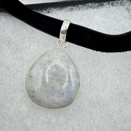 Vintage Silver Bronze Rainbow Moonstone Black Velvet Choker Pendant Necklace