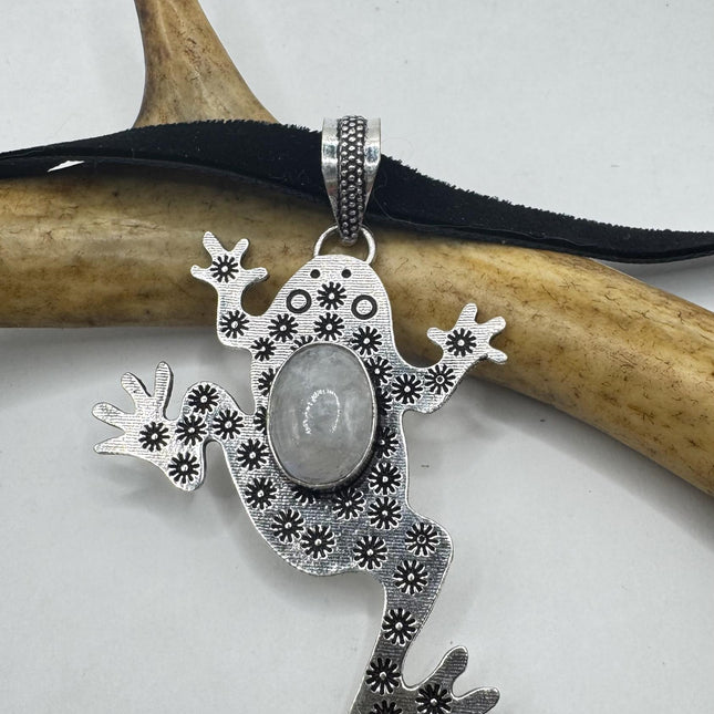 Vintage Silver Bronze Rainbow Moonstone Black Velvet Choker Pendant Necklace