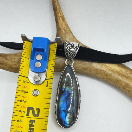 Vintage Silver Bronze Rainbow Labradorite Black Velvet Choker Pendant Necklace