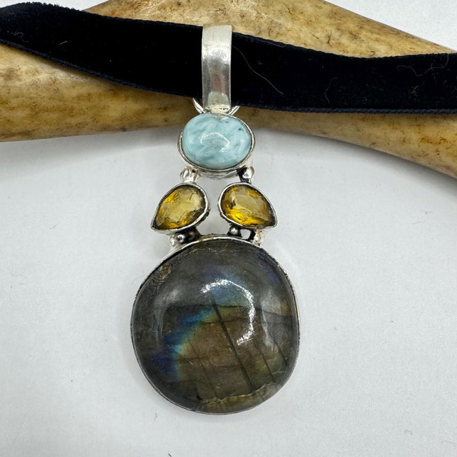 Vintage Silver Bronze Rainbow Labradorite Black Velvet Choker Pendant Necklace