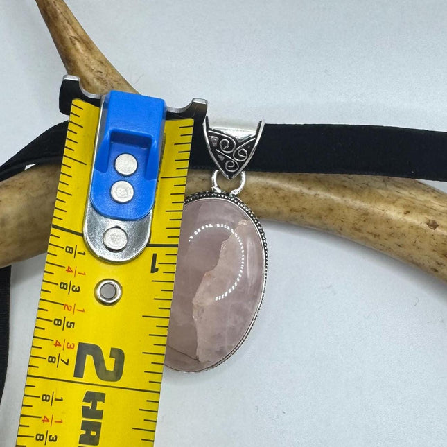 Vintage Pink Rose Quartz Boho Black Velvet Choker Silver Necklace - oval shape