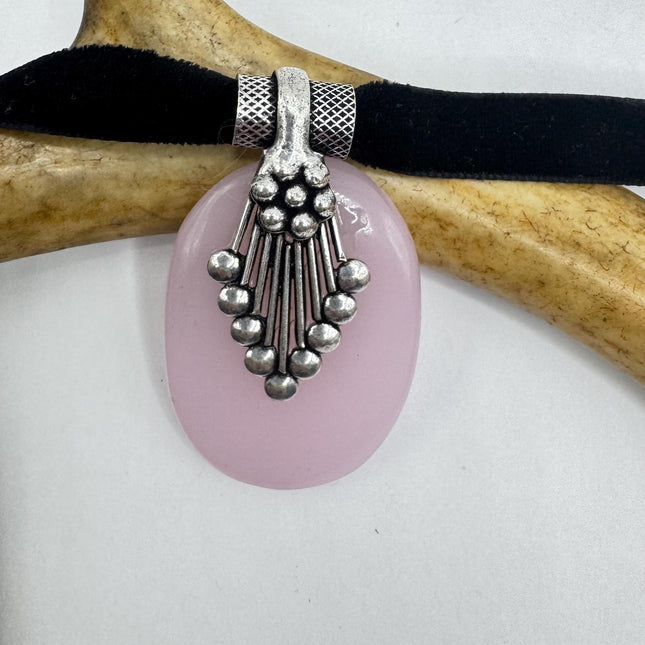 Vintage Pink Rose Quartz Boho Black Velvet Choker Silver Necklace - oval shape