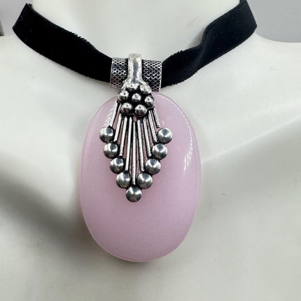 Vintage Pink Rose Quartz Boho Black Velvet Choker Silver Necklace - oval shape