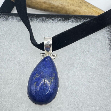 vintage blue Blue Lapis Lazuli Gemstone Crystal