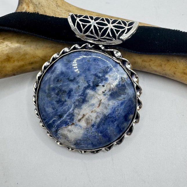vintage blue Blue Lapis Lazuli Gemstone Crystal