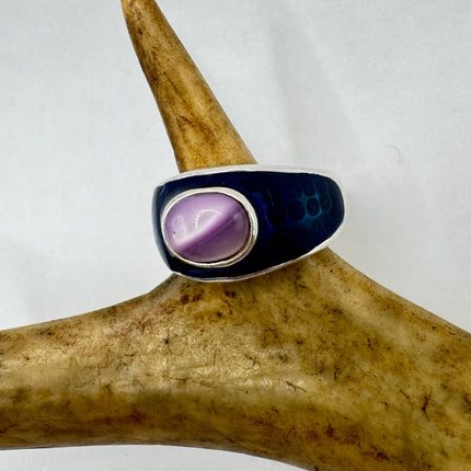Vintage White Mother of Pearl Chunky Ring - 925 Sterling Silver - Engagement Wedding Band