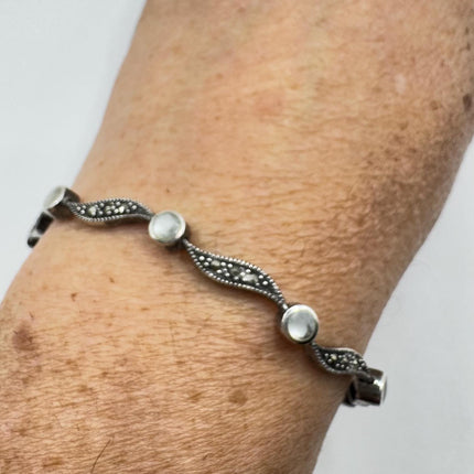 Vintage white Bracelet mother Pearl Set with marcasite in 925 Sterling Silver
