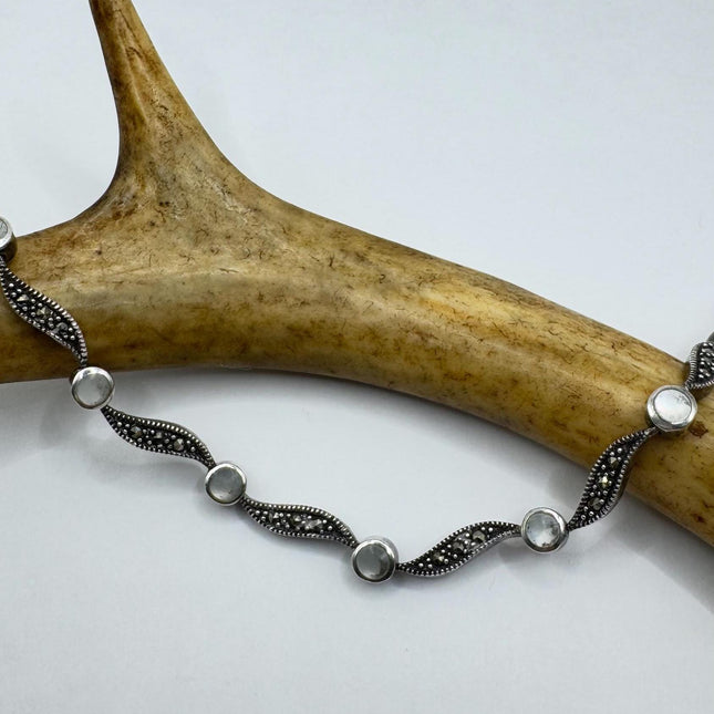 Vintage white Bracelet mother Pearl Set with marcasite in 925 Sterling Silver