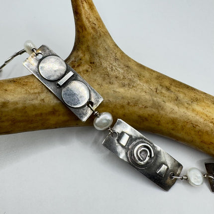 Vintage white Bracelet mother Pearl Set with marcasite in 925 Sterling Silver