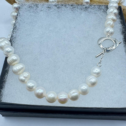 Vintage Pearl Necklace