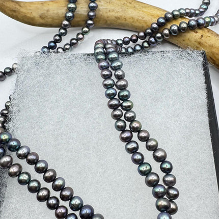 Elegant Peacock Black Pearl Necklace - Sterling Silver Hand Knotted Vintage 28 inches - Everyday Minimal