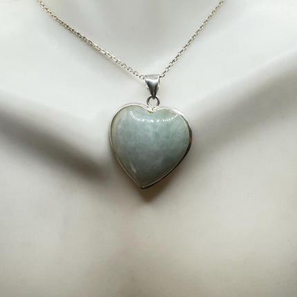 Vintage Green Jade Heart Shaped Choker 925 Sterling Silver Necklace