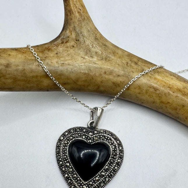 Vintage black Onyx Marcasite Heart Necklace Dainty 925 Sterling Silver Chain, Delicate Design