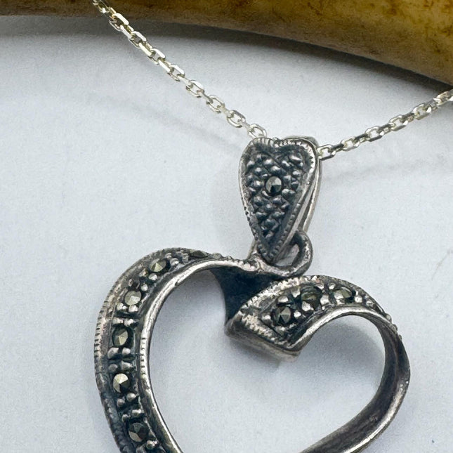 Vintage black Onyx Marcasite Heart Necklace Dainty 925 Sterling Silver Chain, Delicate Design