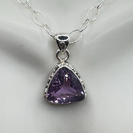 Vintage Silver Pendant Necklace