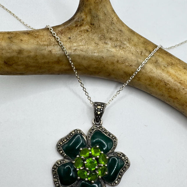 Vintage Green Onyx flower Pendant Necklace