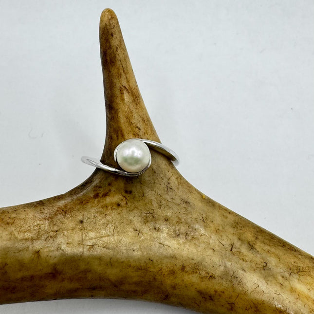 Vintage White Pearl Cocktail Ring Band 925 Sterling Silver
