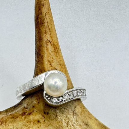 Vintage White Pearl Diamond Cocktail Ring Band 925 Sterling Silver