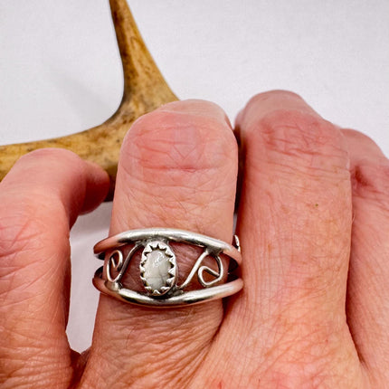 Vintage White Mother of Pearl Cocktail Ring Band Gold 925 Sterling Silver Adjustable