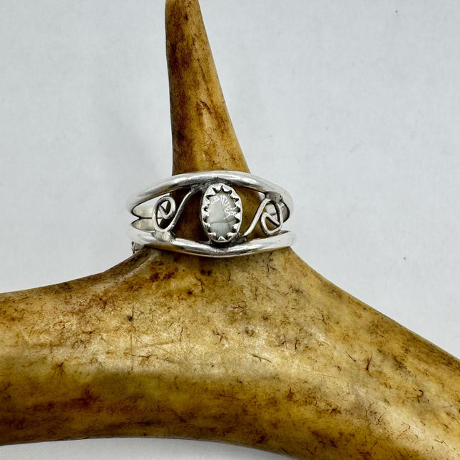 Vintage White Mother of Pearl Cocktail Ring Band Gold 925 Sterling Silver Adjustable