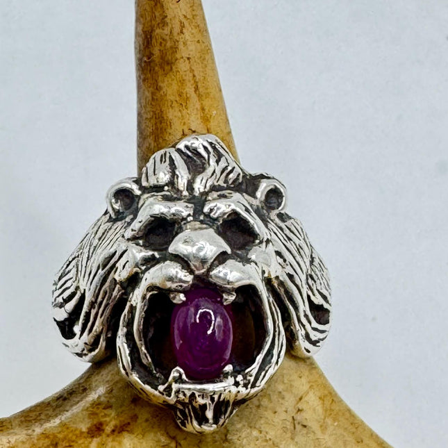 Vintage Silver Lion Ring | Boho Leo Lion Red Ruby Gemstone Eye | 925 Sterling Silver Antique Style Statement Ring | Size 8