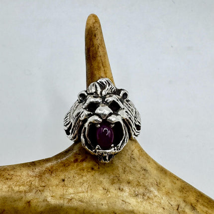 Vintage Silver Lion Ring | Boho Leo Lion Red Ruby Gemstone Eye | 925 Sterling Silver Antique Style Statement Ring | Size 8