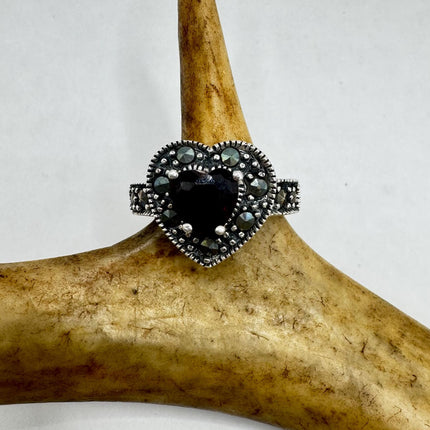 Vintage Marcasite Black Onyx Simple every day Cocktail Ring 925 Sterling Silver minimal Ring