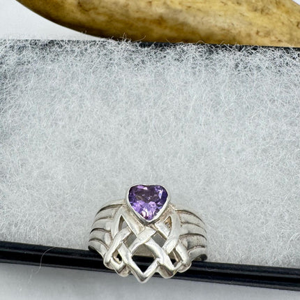 Vintage Purple Amethyst Heart Ring Band 925 Sterling Silver cocktail statement ring