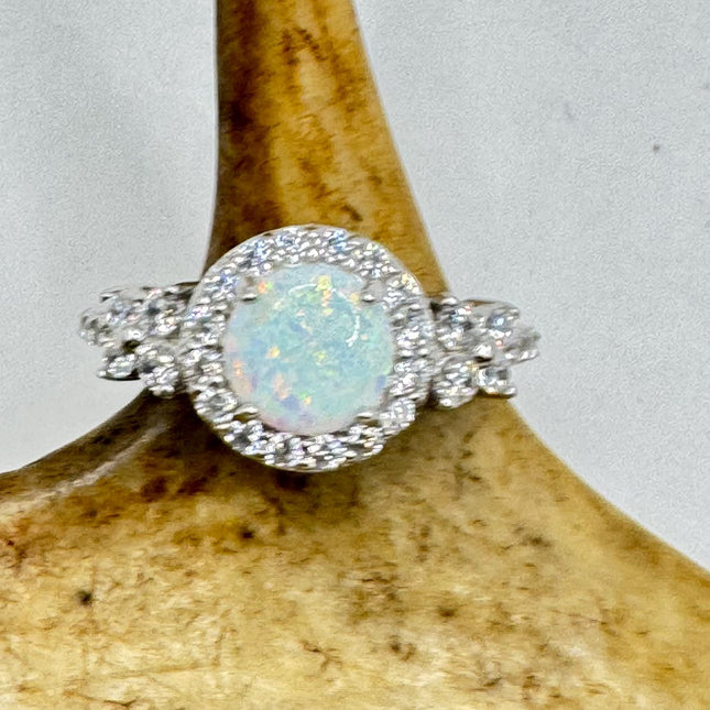 Vintage Tiny Gemstone Ring