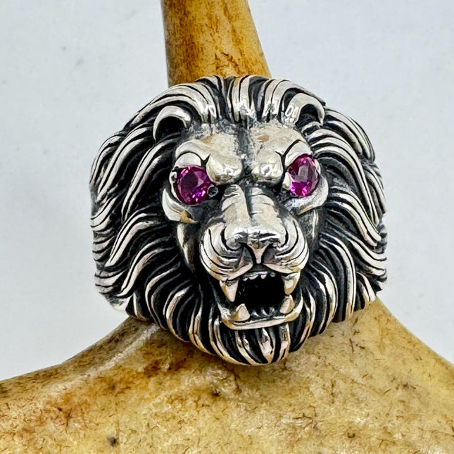 Vintage Silver Lion Ring