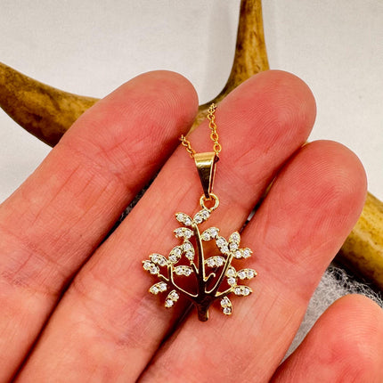Vintage Gold Pendant Necklace