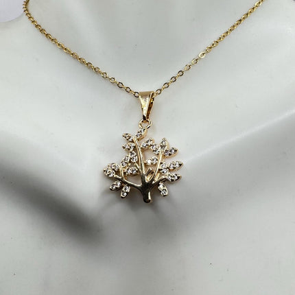 Vintage Gold Pendant Necklace