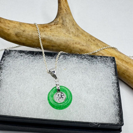 Vintage Green Jade Tiny Heart Shaped Pendant Necklace Minimal simple every day layering 925 Sterling Silver Chain