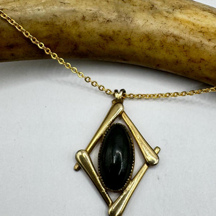 Vintage Jade Gold Filled Necklace - Lucky Everyday Minimal