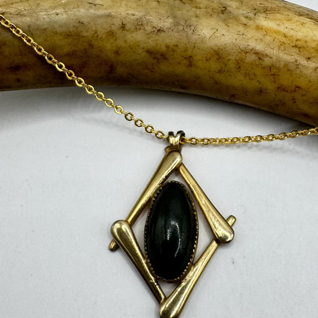 Vintage Jade Gold Filled Necklace - Lucky Everyday Minimal