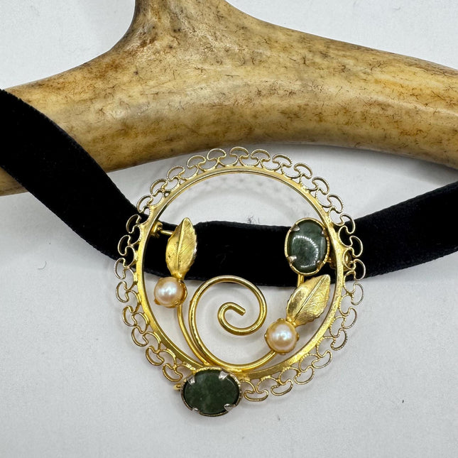 Vintage Green Jade and pearl Brooch Pin - Gold Filled with Velvet Choker - Small Lucky Jade Design